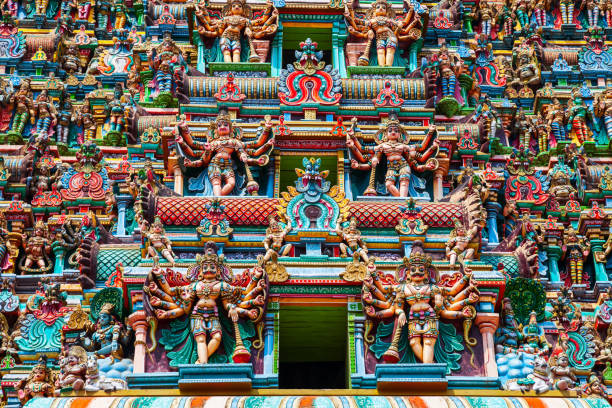 meenakshi amman temple in madurai - madurai imagens e fotografias de stock