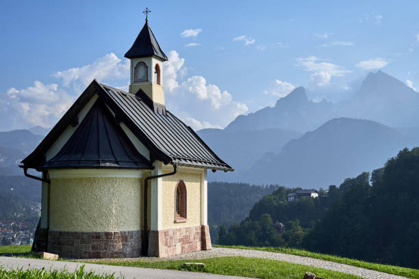 istock Kirchleitn chapel in Berchtesgaden with mount Watzmann in the background 1266659963