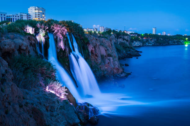 parque de cachoeiras duden em antalya - waterfall antalya turkey forest - fotografias e filmes do acervo