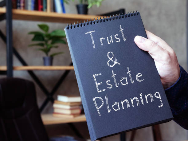 trust and estate planning wird auf dem konzeptionellen geschäftsfoto gezeigt - trust stock-fotos und bilder