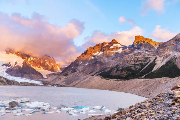 2.200+ Fotos, Bilder und lizenzfreie Bilder zu Cerro Torre Fotos iStock