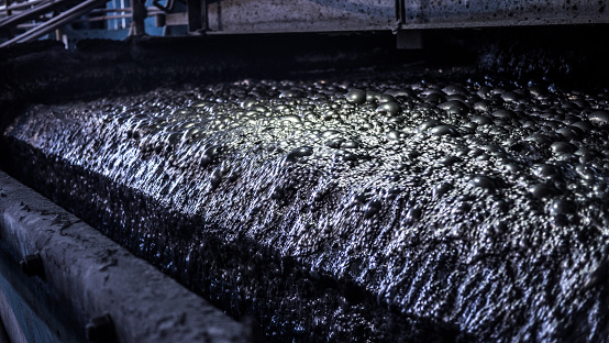 Float Flotation Process Froth Floatation Process 02 Stock Photo - Download Image Now ...