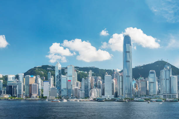 香港都市ビクトリア港 - hong kong skyline panoramic china ストックフォトと画像