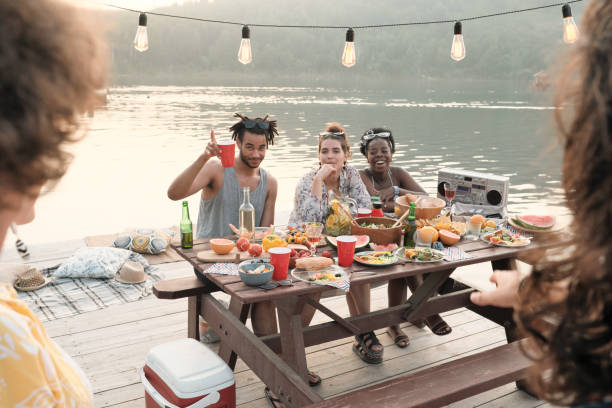 istock Friends have a picnic 1267002785