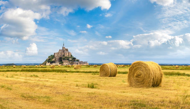istock Mont Saint Michele, France 1267020365