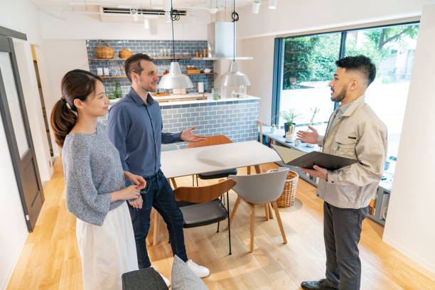 istock listening to the interior designer's explanation 1267057626