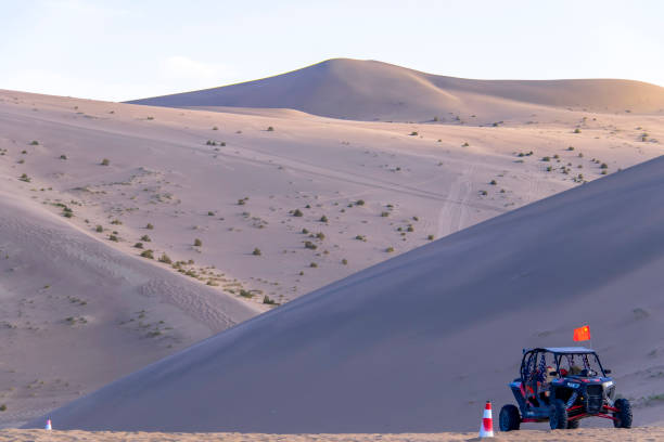 istock Dunhuang Crescent Lake 1267077630