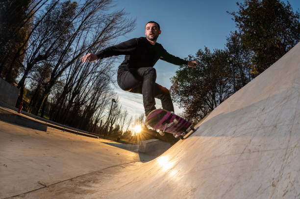 istock Skateboarder on wall turn 1267081309