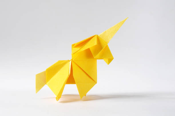 istock Origami Unicorn 1267091232