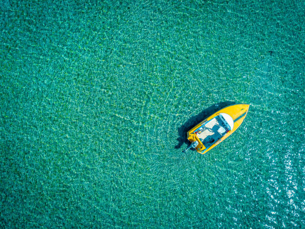 istock A boat sailling on turquoise water 1267099453