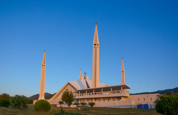 istock Faisal Mosque Islamabad Pakistan 1267132815