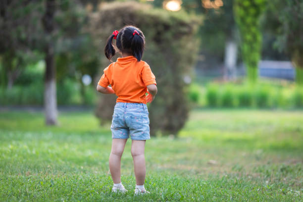 Little girl's back view