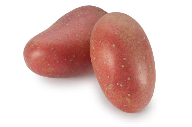 ziemniaki czerwone - red potato raw potato isolated vegetable zdjęcia i obrazy z banku zdjęć