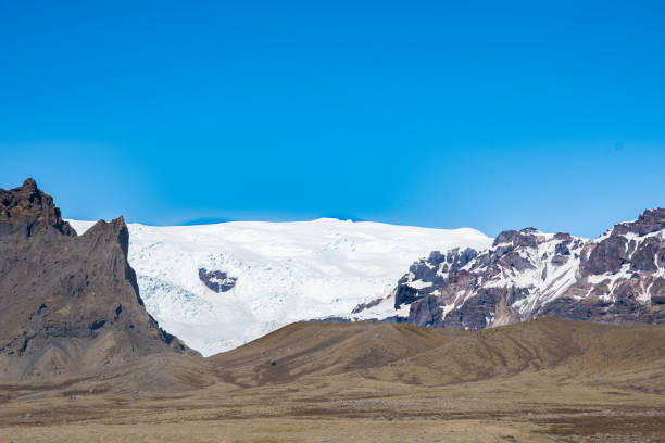 istock Kviarjokull glacier in south Iceland 1267194837