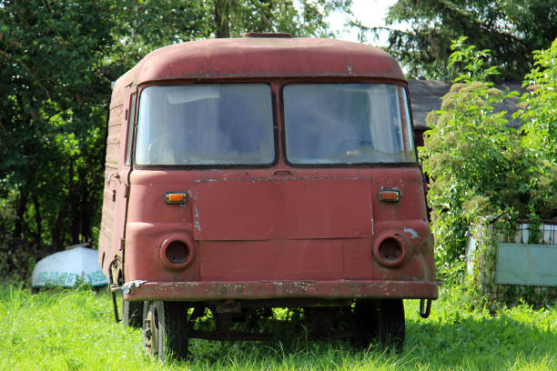 istock An old, damaged, forgotten car 1267379158
