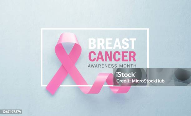 분홍색 유방암 인식 리본 회색 배경에 브레스트 암 인식 달 메시지 옆에 앉아 유방암 캠페인에 대한 스톡 사진 및 기타 이미지 - 유방암 캠페인, 유방암 인식 향상 리본, 유방암