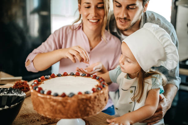 istock Our first cake we have made together 1267503548