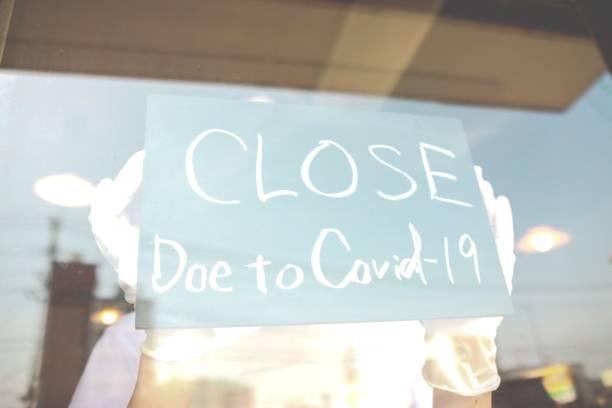 istock Small business closed doe to Covid-19 1267544997