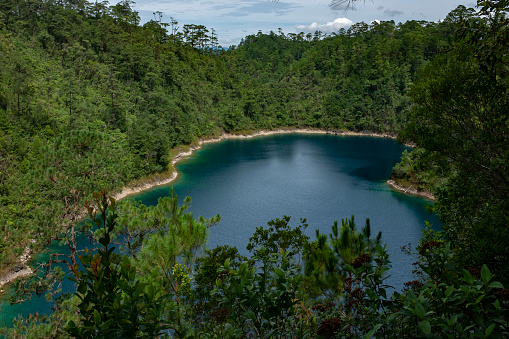 Lago azul en Chiapas, México photo