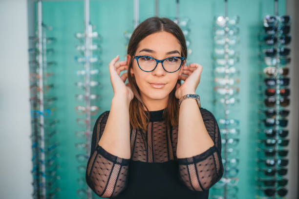 istock It’s good to see you! 1267576043