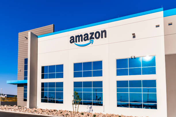 New Amazon fulfillment center in Henderson Nevada USA Henderson, Nevada, United States - August 17, 2020: Amazon fulfillment center exterior shot in Henderson Nevada USA . Amazon's new fulfillment center in Henderson Nevada opened in July 2020. Amazon is the most famous on-line shopping company in the world. amazon.com photos stock pictures, royalty-free photos & images