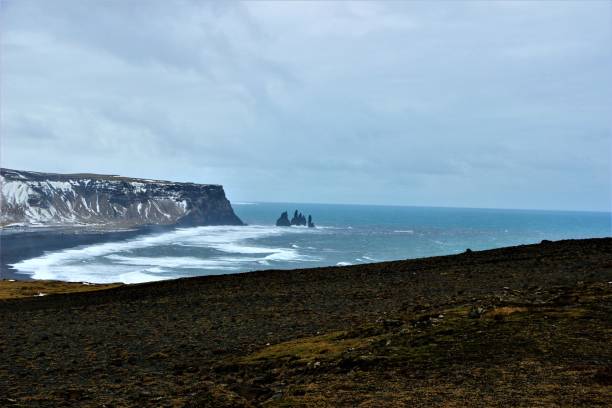 istock icelandic mountains, lands and waters 1267648947