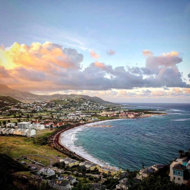 St. Kitts and Nevis, St. Kitts. Frigate Bay of the South Peninsula from Sir Timothy's Hill St. Kitts and Nevis, St. Kitts. Frigate Bay of the South Peninsula from Sir Timothy's Hill 2667 stock pictures, royalty-free photos & images