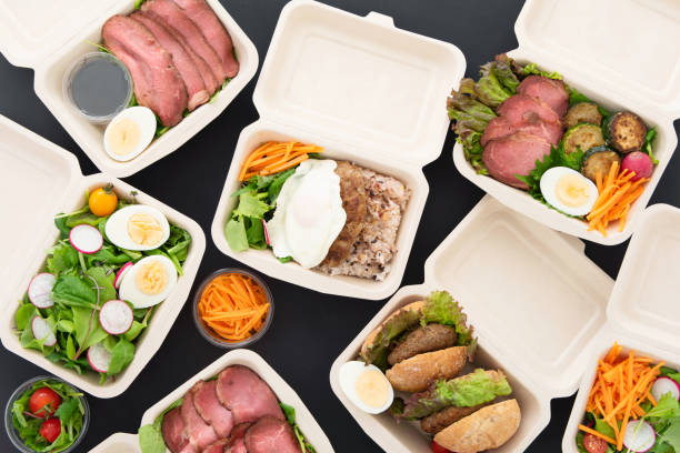 istock the dishes which entered the take-out container 1267678734