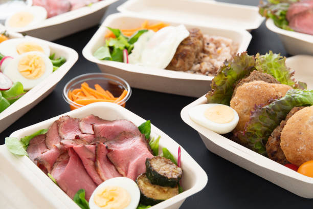 istock the dishes which entered the take-out container 1267678845