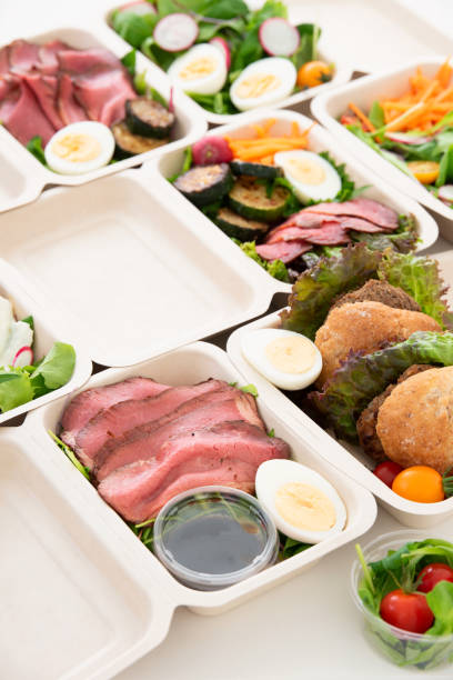 istock the dishes which entered the take-out container 1267678854