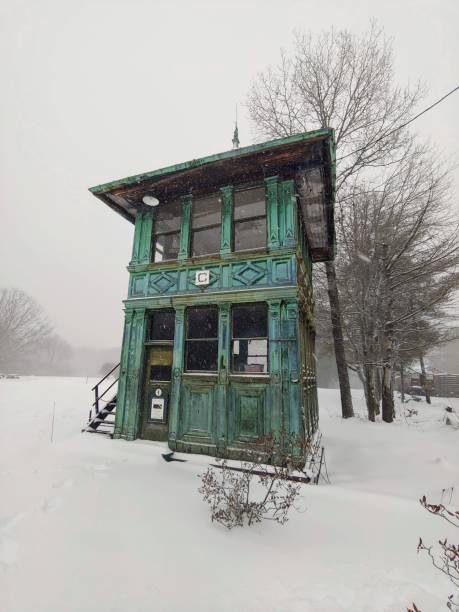 istock Old Building in the Snow 1267709290