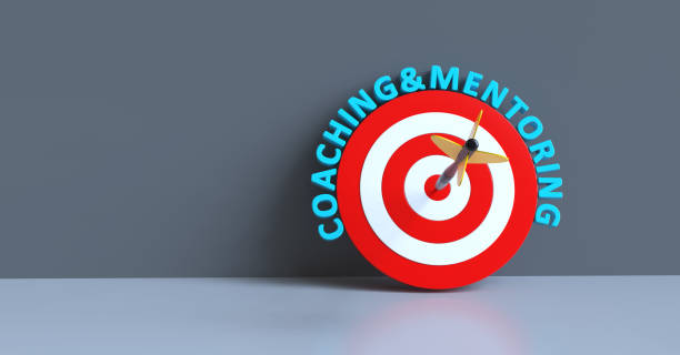 coaching & mentoring - bulls eye guidance advice expertise fotografías e imágenes de stock