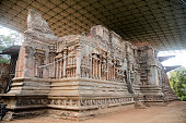tempel-in-sigirilla-sri-lanka.jpg?b=1&s=