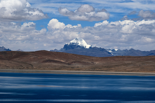 A 6700 metre high mountain on the Tibetan plateau ,which is sacred to the Buddhist, Hindu , Jain and Bon religions. The mountain is revered by millions of Hindus, Buddhist and various Tibetan sects and is considered the abode of the great Hindu god Shiva