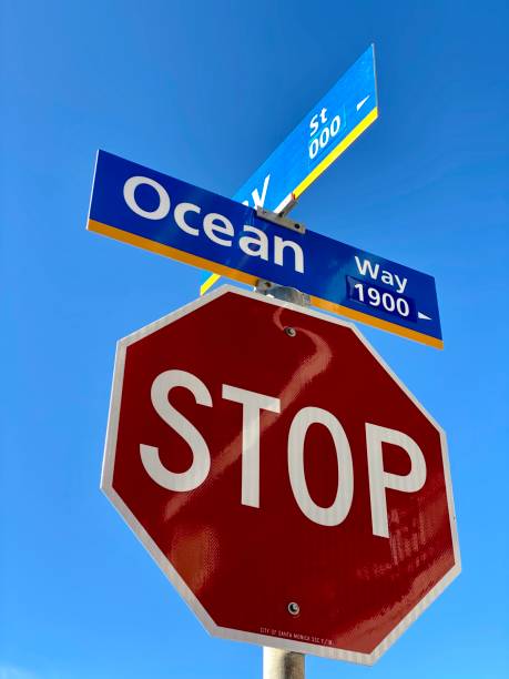 дорожные знаки в санта-монике, калифорния - one way stop stop sign street стоковые фото и изображения