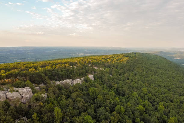 istock Rocky Outcrops on Forested Alabama Ridge 1268110968
