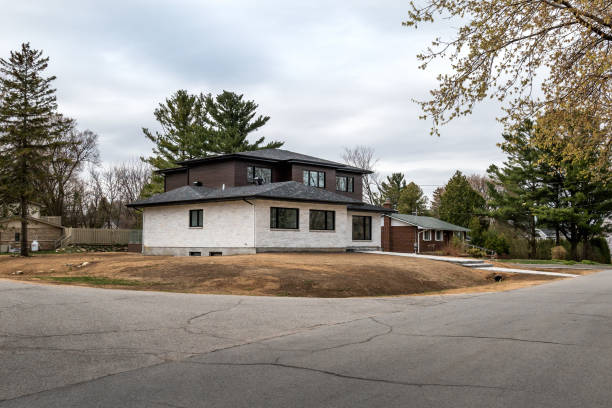 istock New luxury house in Montreal's suburb 1268130576