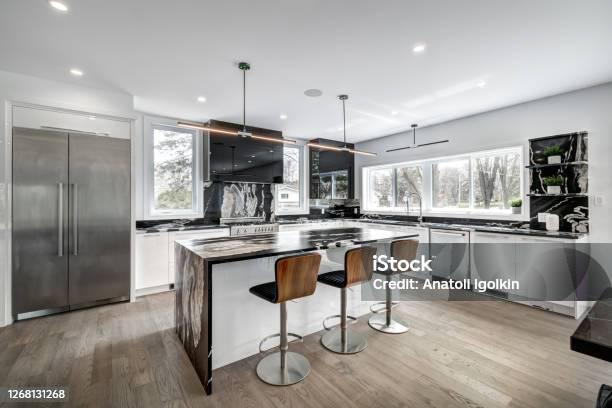 New Luxury House In Montreals Suburb Stock Photo - Download Image Now - Kitchen, Modern, Luxury