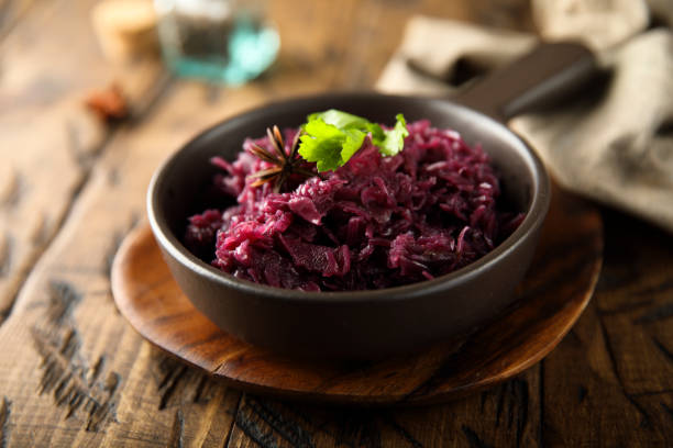 Red cabbage stew Traditional homemade red cabbage stew red cabbage stock pictures, royalty-free photos & images