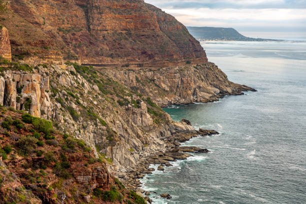 chapman's peak drive near cape town in south africa - south africa road cape town the garden route imagens e fotografias de stock