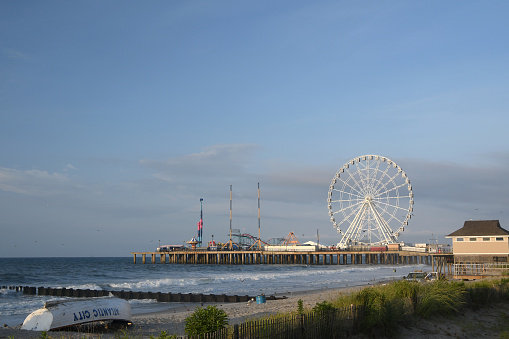 An early rise and stroll along the jersey shore gives way to plentiful sightseeing along the famous Atlantic city oceanfront.