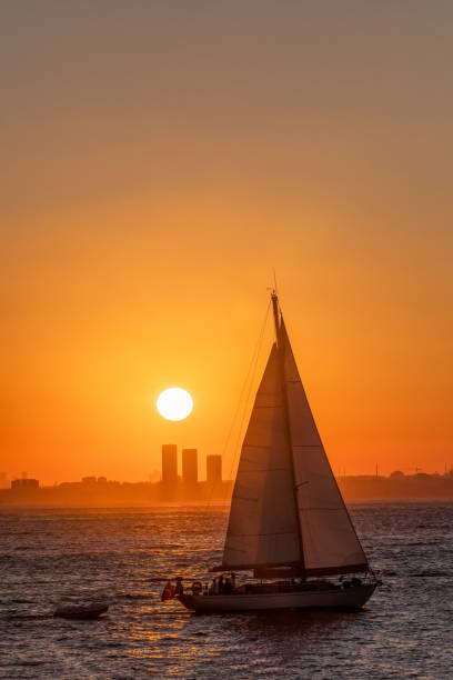 istock Sailboat advancing at sunset in Istanbul, Turkey 1268360827