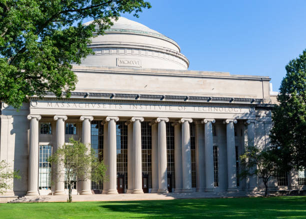 マサチューセッツ工科大学 - mit - グレートドームとキリアンコート - massachusetts institute of technology university massachusetts dome ストックフォトと画像