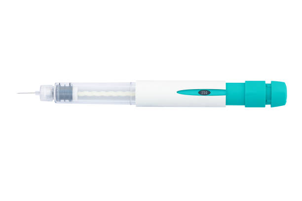 caneta de seringa especial para injeção subcutânea isolada em fundo branco - diabetes insulin human fertility injecting - fotografias e filmes do acervo