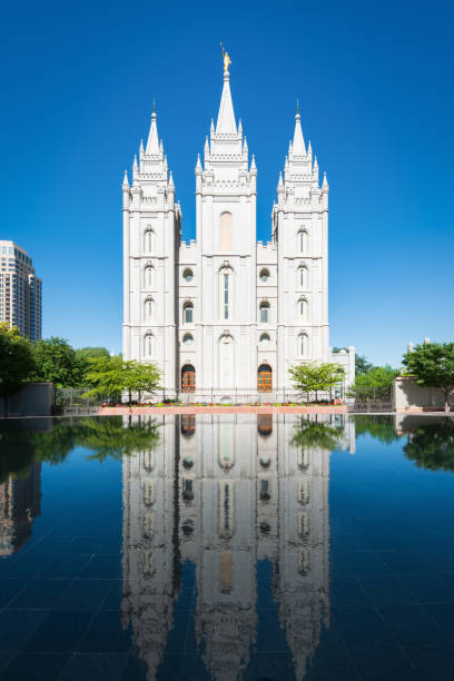 salt lake city lds temple slc temple square usa - temple mormonism salt lake city temple square fotografías e imágenes de stock