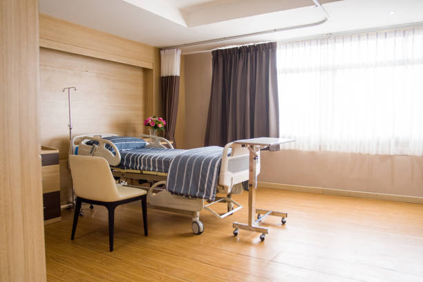 patientenzimmer ist leer, kein patient - patient room stock-fotos und bilder