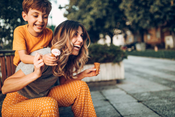 słodki dzień z moim synem - cute little boys caucasian child zdjęcia i obrazy z banku zdjęć