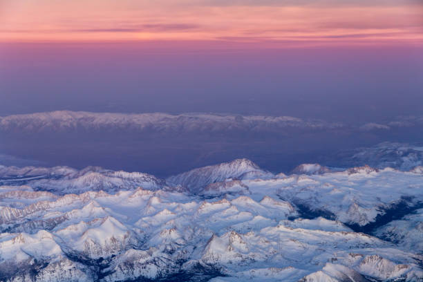 istock Sierra Nevada California Winter Sunset 1268588122