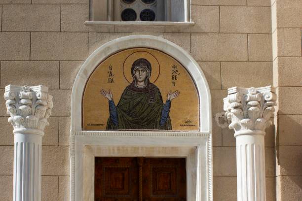 アテネ、ギリシャの首都大聖堂のドアの詳細 - door greek culture doorway church ストックフォトと画像