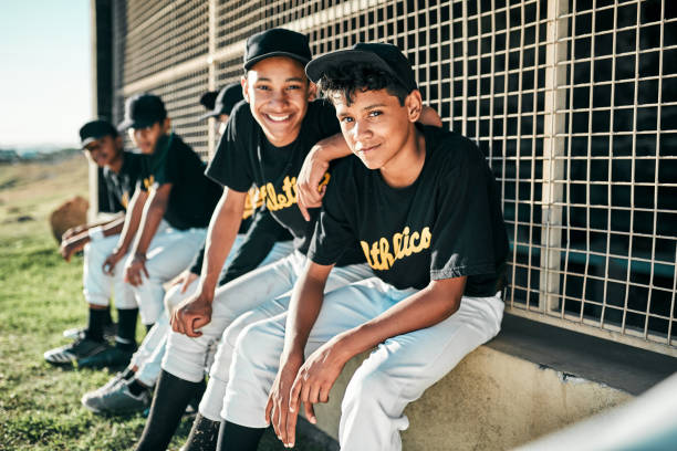 istock My best friend loves baseball too 1268743443